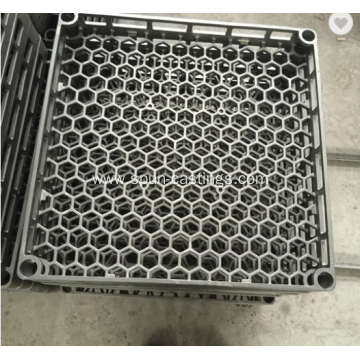 Cast heat treatment basket